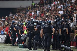 强强对决，拜仁本赛季德甲从未落后，勒沃库森每场都先进球（巅峰对话：拜仁本季德甲未曾落后，勒沃库森场场先拔头筹）