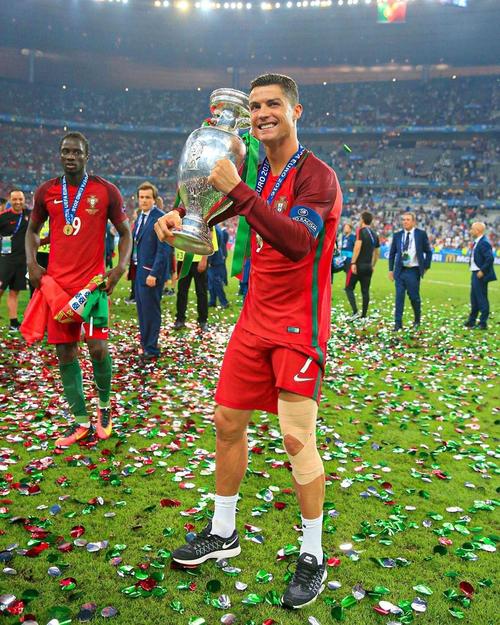 阿莫林：能在巨大压力下展现自信，拉门斯确实让我“意外”（阿莫林称：在巨大压力下仍保持自信，拉门斯确实出乎我意料）