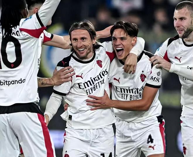 皮耶罗：尤文存在环境问题，心态轻松的球员来这之后都变沉重（皮耶罗：尤文氛围有问题，原本轻松的球员来这儿也会变得沉重）