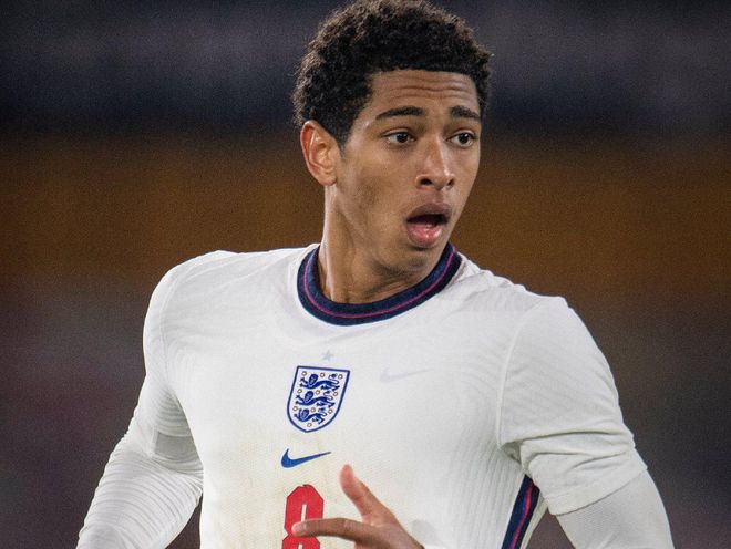 韩鹏：全力以赴完成俱乐部1500分和瓦科夺金靴的目标（韩鹏：为俱乐部1500分与瓦科金靴拼尽全力）