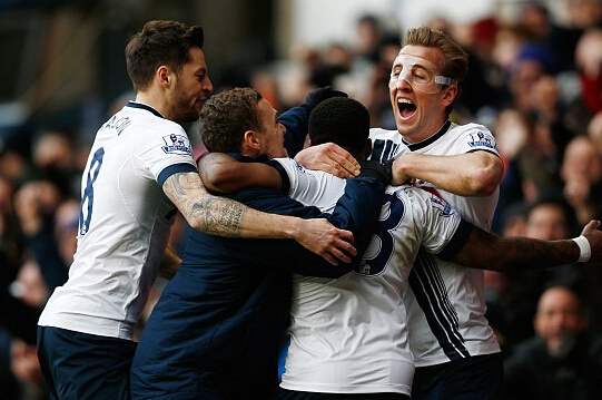 名记：快船将与雷杰·丹尼斯签下双向合同，填补保罗空缺（名记：快船将以双向合同签下雷杰-丹尼斯，弥补保罗位置空缺）