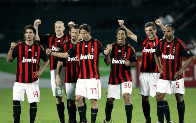 日本男篮表现惊艳观众（日本男篮神勇发挥震撼全场）