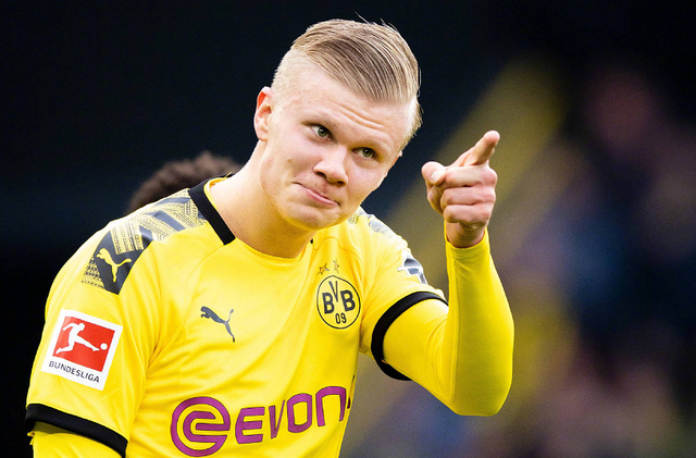 斯基拉：尤文未谈妥麦肯尼续约，两家意甲俱乐部已与球员接触（斯基拉：尤文与麦肯尼续约尚未达成一致，两家意甲球队已与球员沟通）