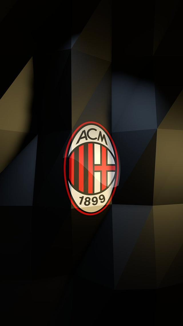 贝克汉姆发文庆祝球队夺冠，妻子、儿子、女儿齐现身，38岁梅西再创传奇