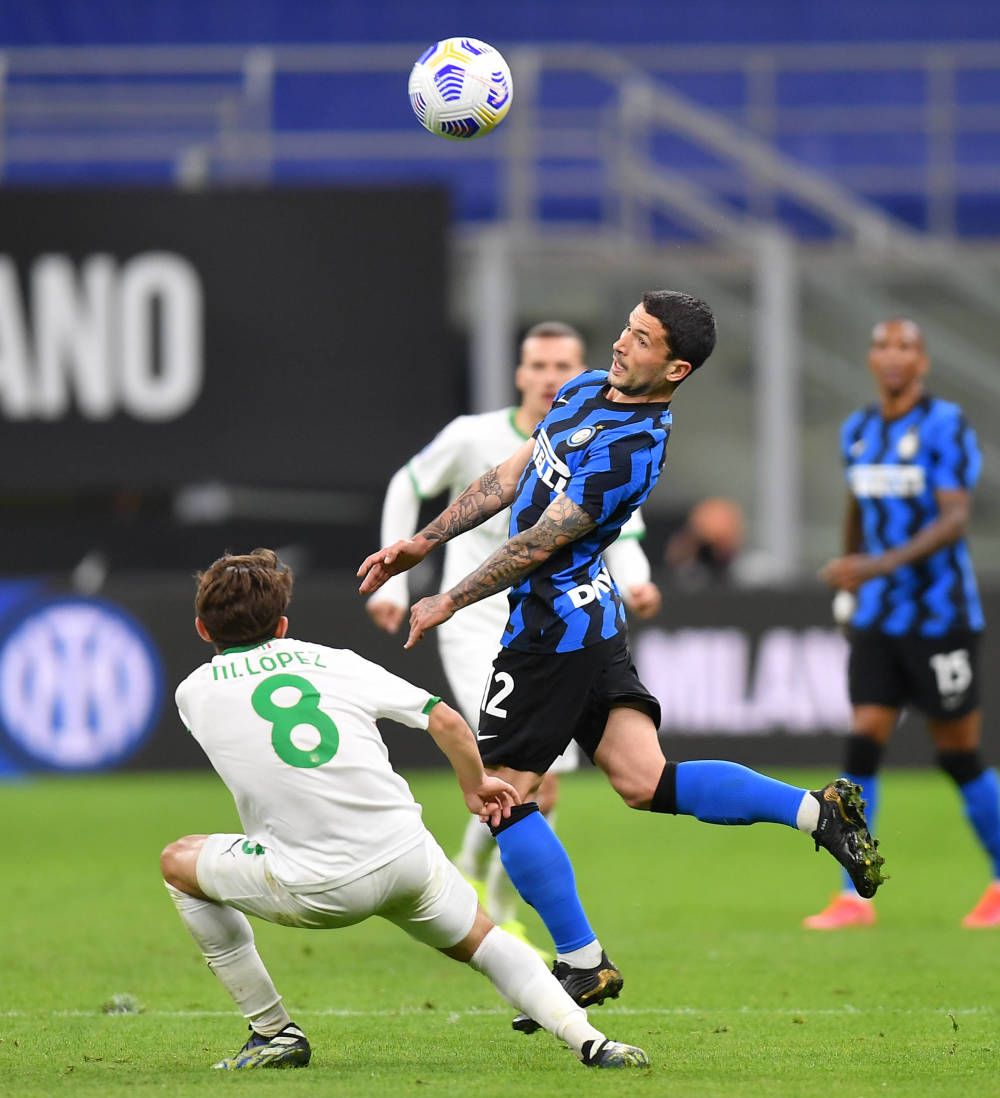 2025／26赛季英超：西汉姆联0-2利物浦！萨拉赫替补席见证利物浦重生（英超2025／26赛季：利物浦2-0客胜西汉姆，萨拉赫替补席目睹红军复苏）