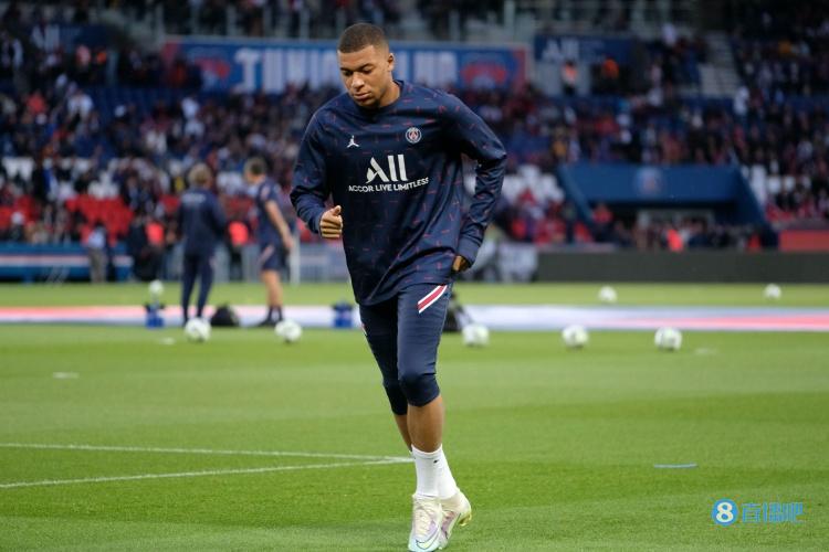 3连胜仅丢1球！奥纳纳获土超10月最佳，直言要赢更多荣誉