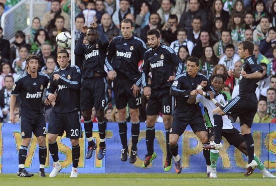 埃贝尔：卡尔无大碍；我们对格纳布里战阿森纳时复出保持乐观