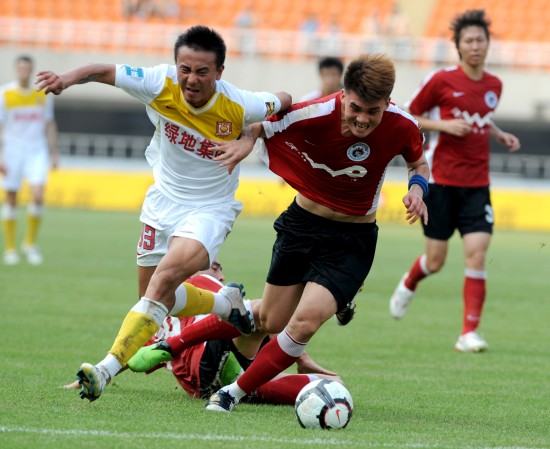 热身赛：U18国青2-1申花U21，魏祥鑫、朱信宇建功（热身赛：国青U18 2-1击败申花U21，魏祥鑫、朱信宇破门）