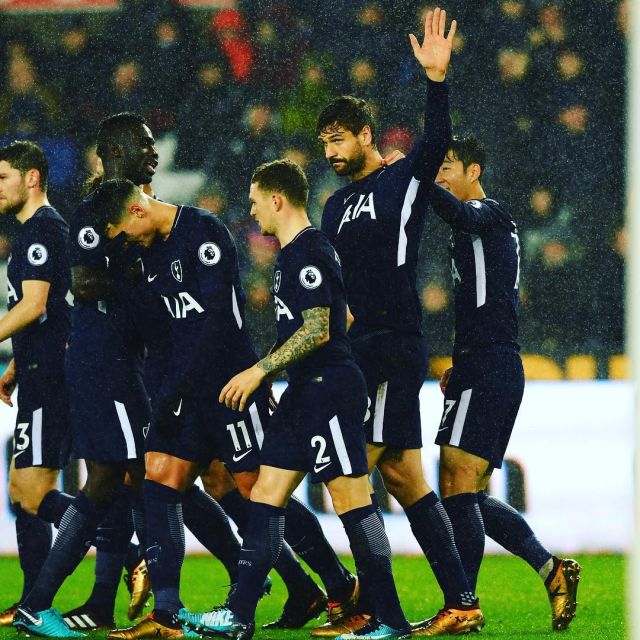 芬奇：主力球员上半场必须努力防守，他们打得太随意了