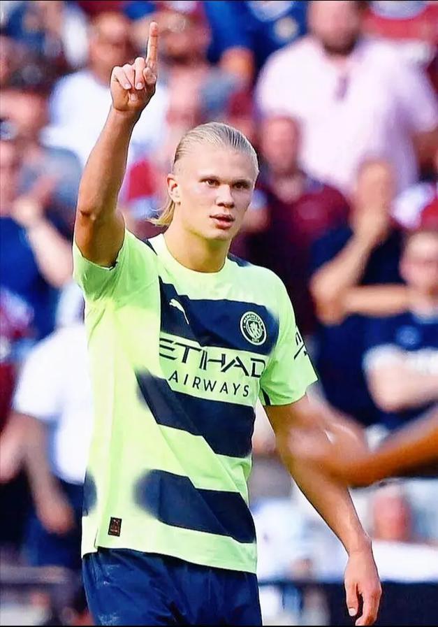 佩莱格里尼：为切利克的进球感到高兴，因为这是他应得的（佩莱格里尼：切利克的进球实至名归，我为他高兴）